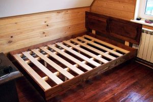 Ремонт деревянных кроватей в Тарусе
